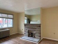 Building Photo - Renovated 4 bedroom -2bathroom house avail...