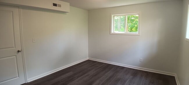 Building Photo - Christiansburg, 2 BR / 1 BA, Available in Aug 14th