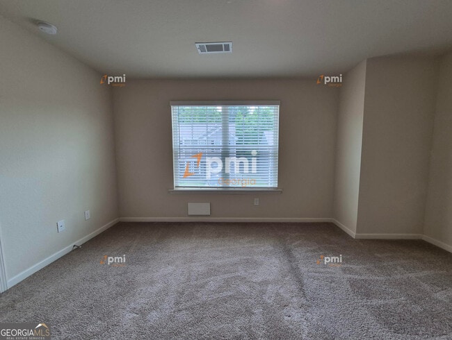 Building Photo - 511 Highwood Ln