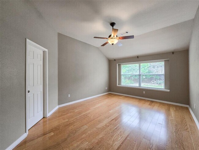 Building Photo - 15628 Fisher Island Dr