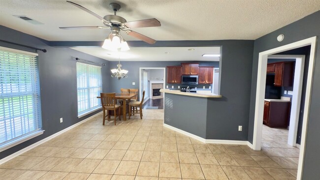 Building Photo - 4597 Oakden Ln.