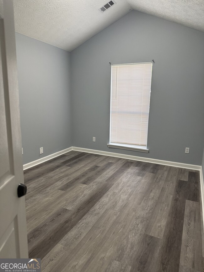 Building Photo - 135 Plantation Blvd