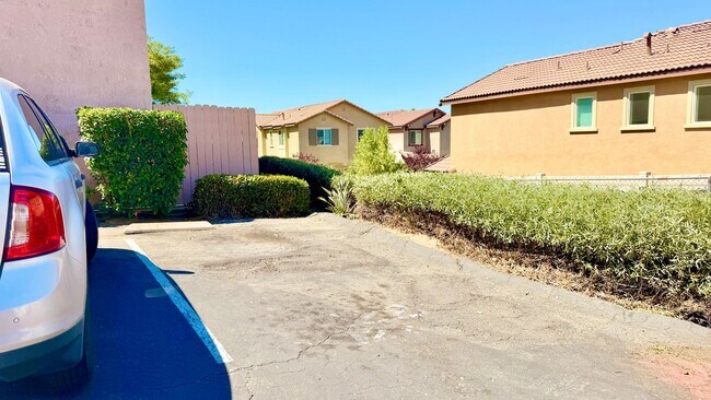 Building Photo - Lovely Downstairs, Entry-Level, End Unit Condo in the Private Diamante HOA Community of Bonsall, ...