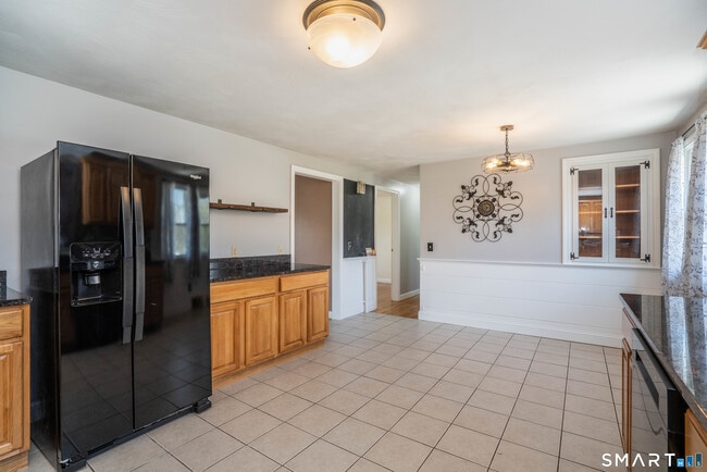 Building Photo - 114 Moreland Ave