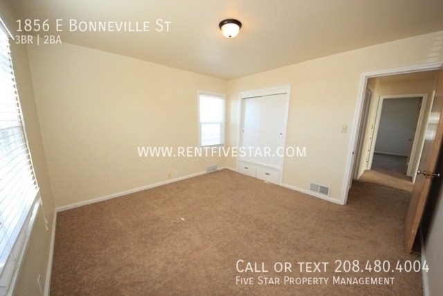 Building Photo - 1856 E Bonneville St