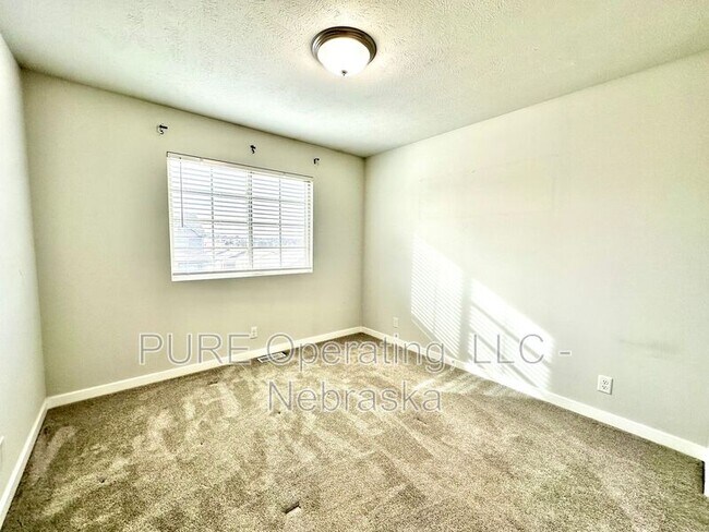 Building Photo - 5121 N 181st St