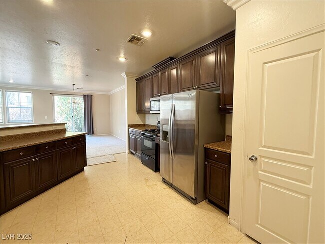 Building Photo - 4375 Braeburn Glen St