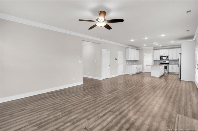 Building Photo - 5344 Debut Ave