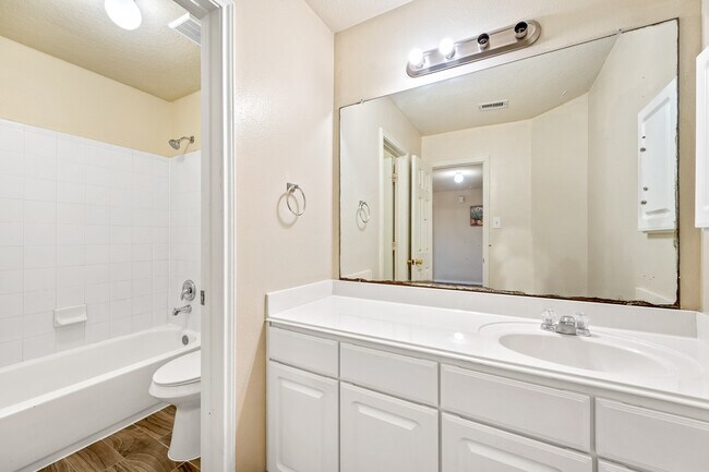 Building Photo - 3234 Clipper Winds Way