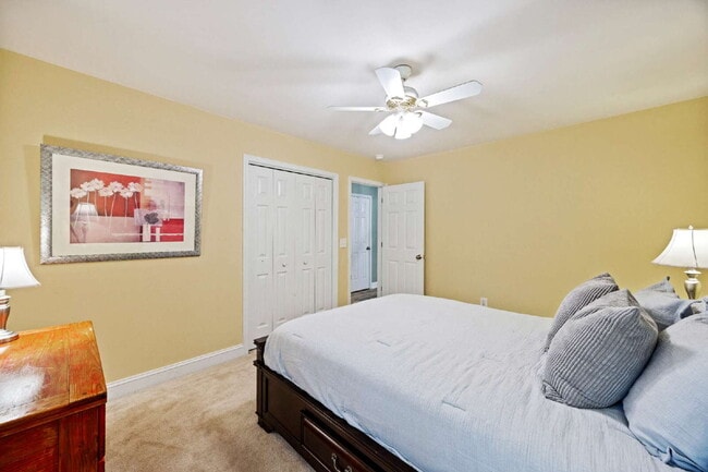 Building Photo - 5349 Deep Blue Ln