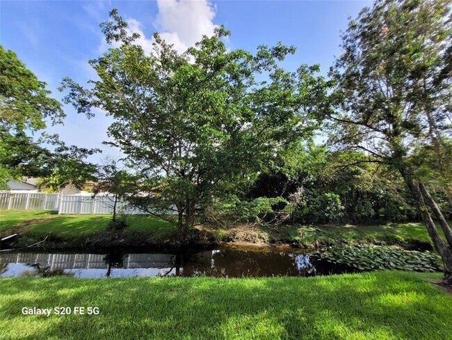 Building Photo - 8820 Royal Palm Blvd