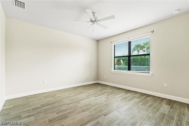 Building Photo - 2244 Yellowfin Cir