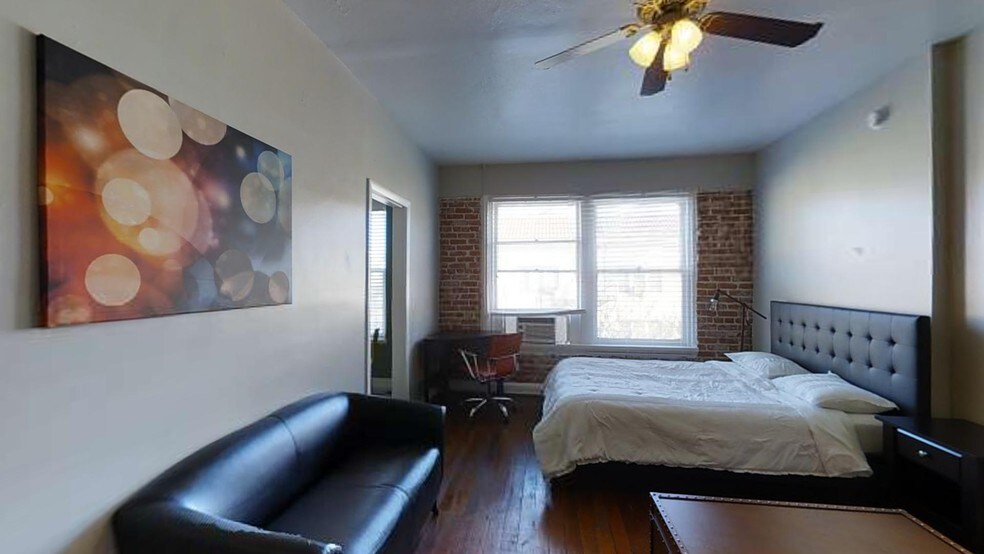 The Lido Hollywood Ca Apartment Finder