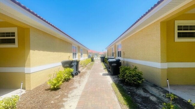 Building Photo - Tuscany Preserve-1645 Cumin Dr Kissimmee F...