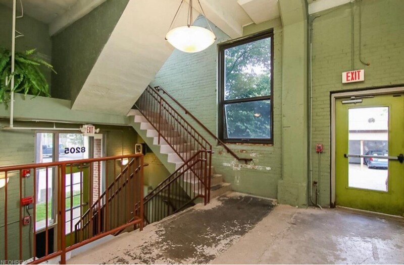 Building Photo - 8205 Franklin Blvd