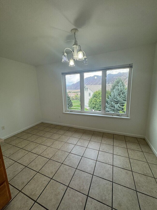 Building Photo - 3 Bedroom 2 Bath Condo in New Castle