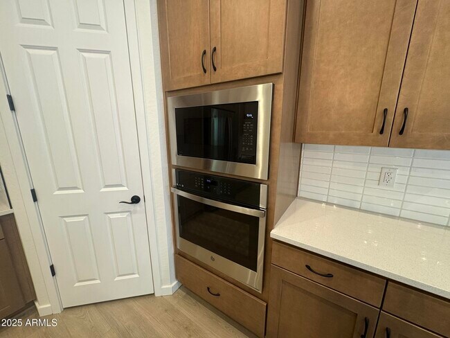 Building Photo - 4808 W Stargazer Pl