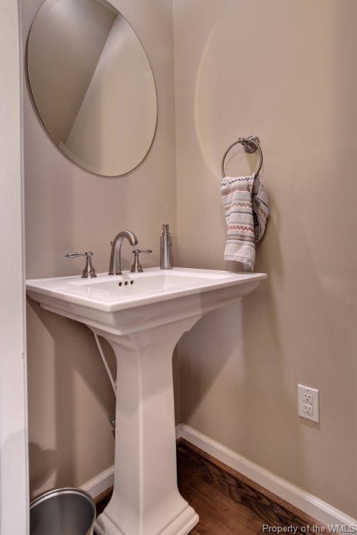 Building Photo - 218 John Ratcliffe