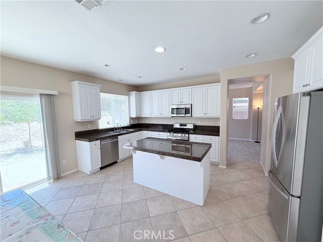 Building Photo - 990 Garrett Way