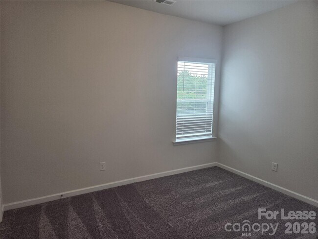 Building Photo - 5678 Hagler Lp