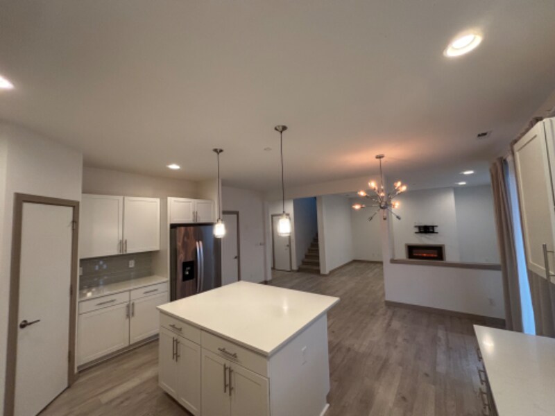 Building Photo - 9020 4th Ave S