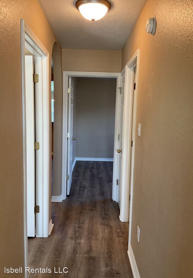 Building Photo - 4 br, 2 bath House - 4105 Maid Marian Circle