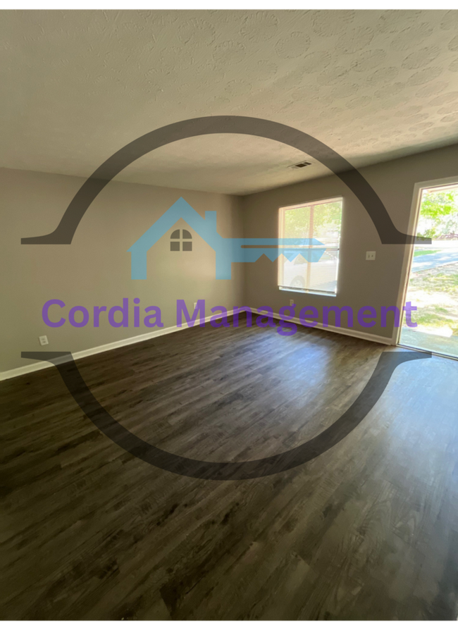 Building Photo - 3 bedroom 2 Bath Home +Large bonus room next to park in Jonesboro