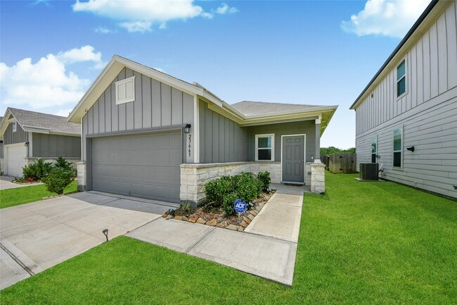 Building Photo - 23663 Cranberry Grader Ln