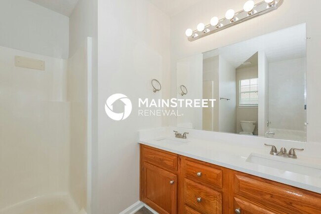 Building Photo - 3 Bedroom Pet-Friendly Home in Ellenwood, ...