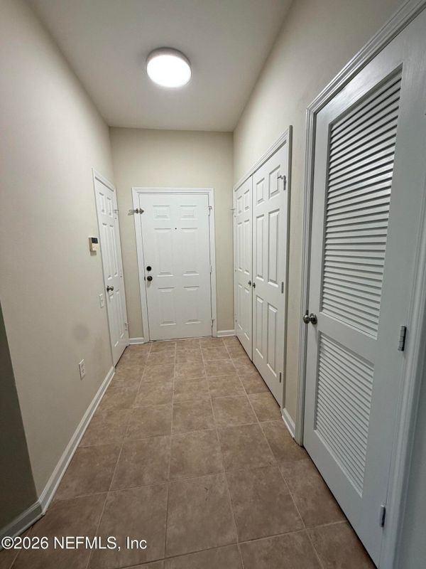 Building Photo - 7990 Baymeadows Rd E