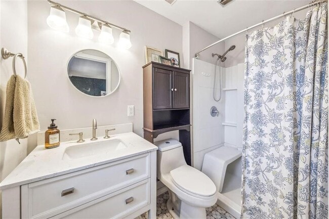 Building Photo - 8619 Veridian Dr