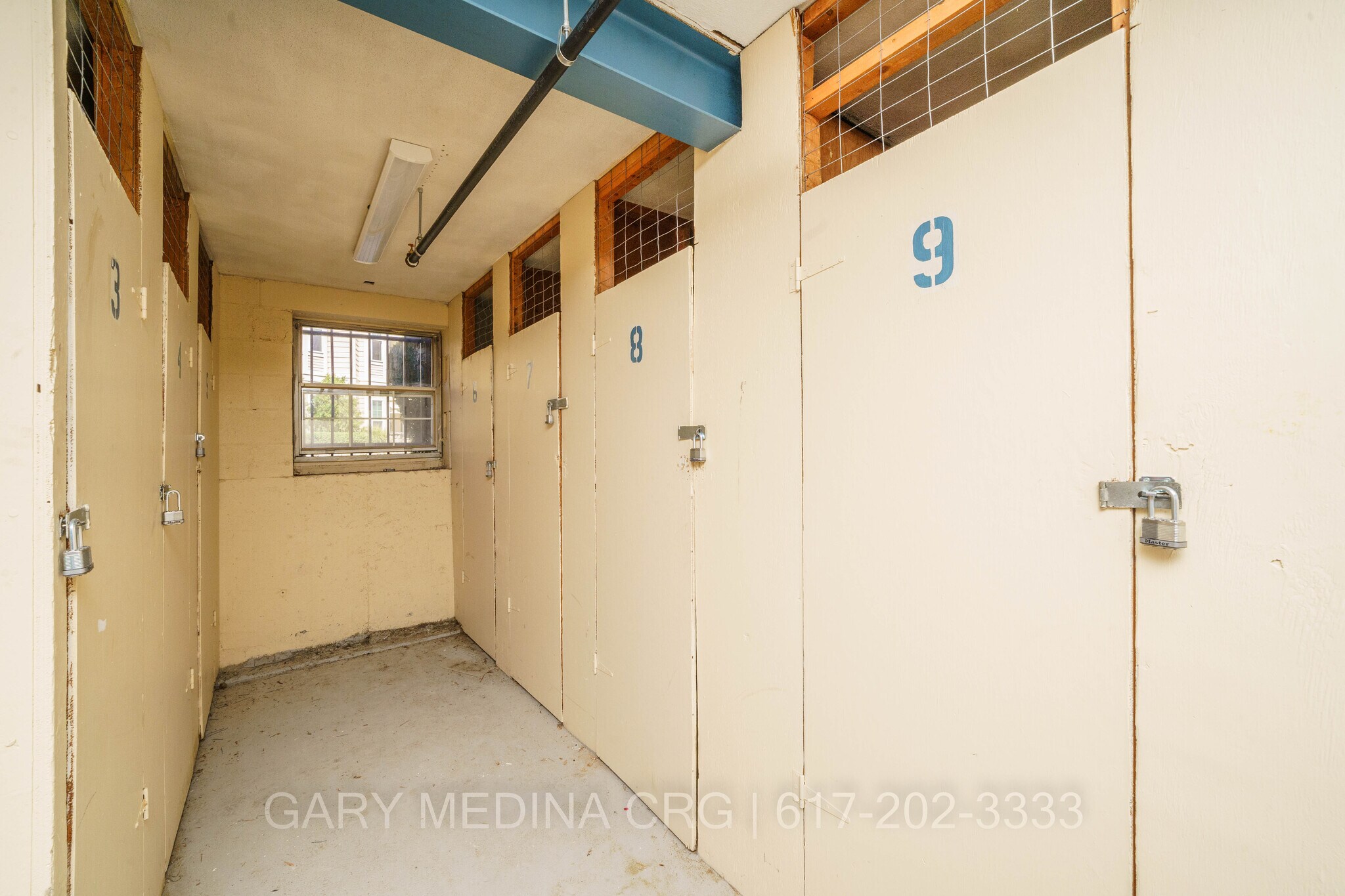 Building Photo - 131 Sherman St