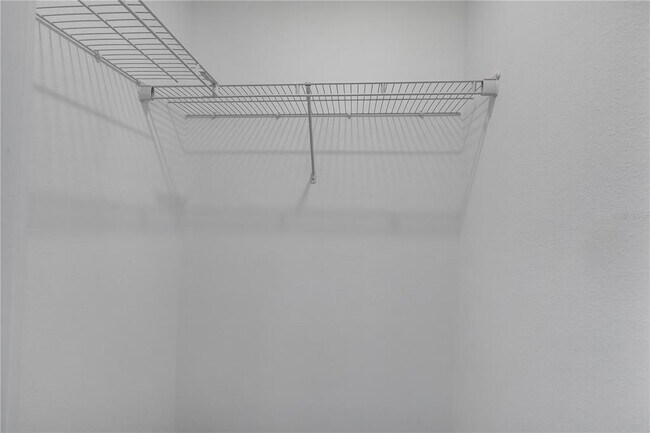 Building Photo - 15381 Hamlin Pk Dr