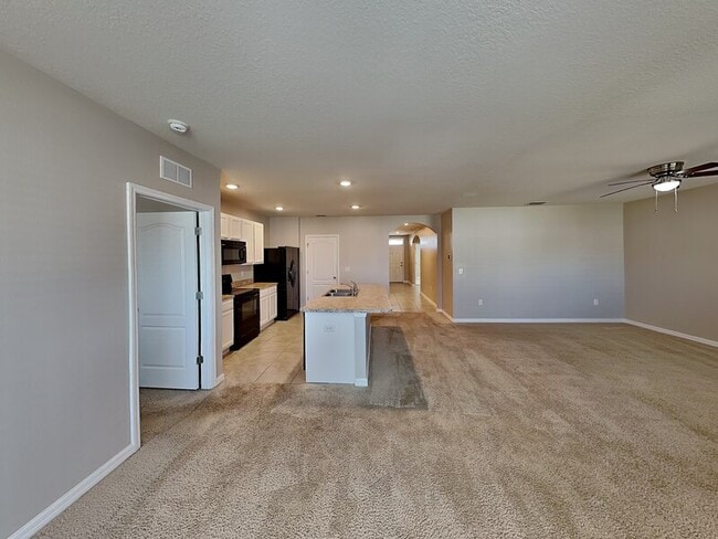 Building Photo - 432 Honey Bell Rd