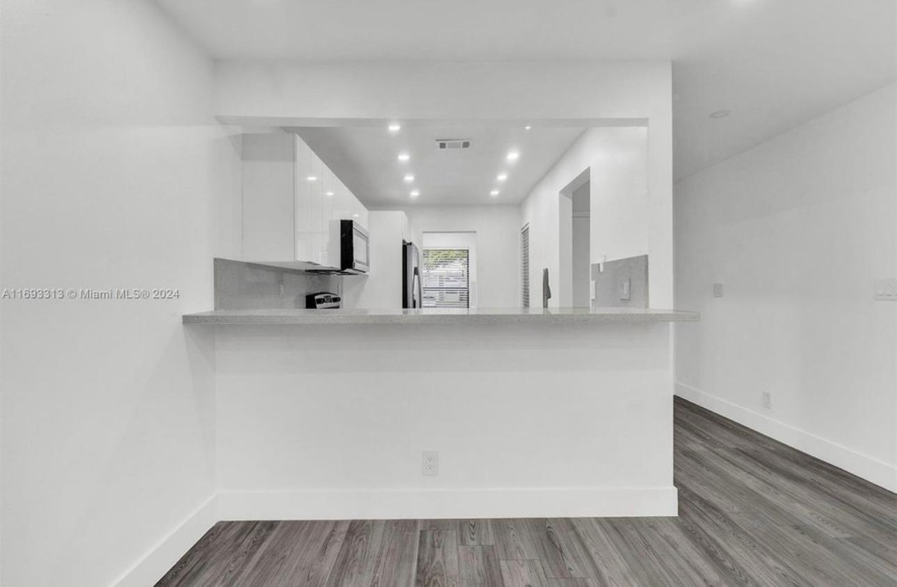 Building Photo - 8036 NW 41st Ct