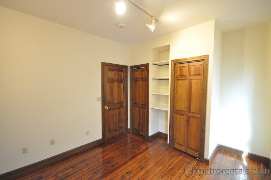 Bedroom 2 - 39 E Russell St