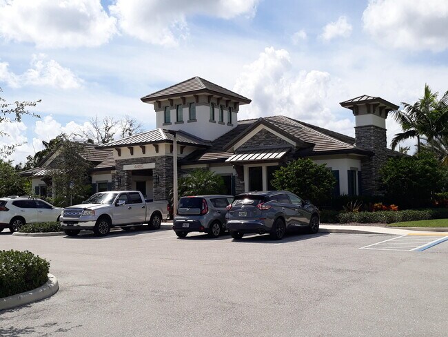 Building Photo - 4582 San Fratello Cir