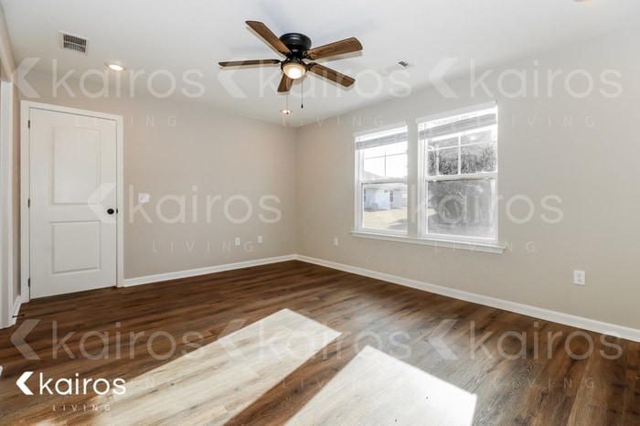 Building Photo - 66 Cottage Grove Dr