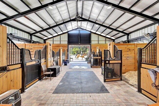 Building Photo - 5446 Reynolds Rd