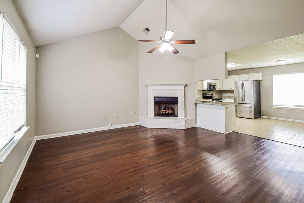Building Photo - 4506 Shadow Hollow Dr