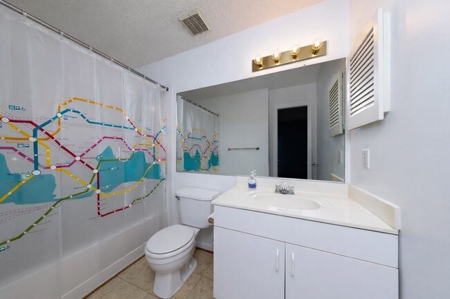 Building Photo - One level living!