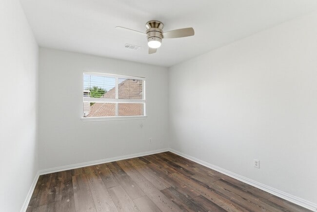 Building Photo - 5308 Sandstone Ln