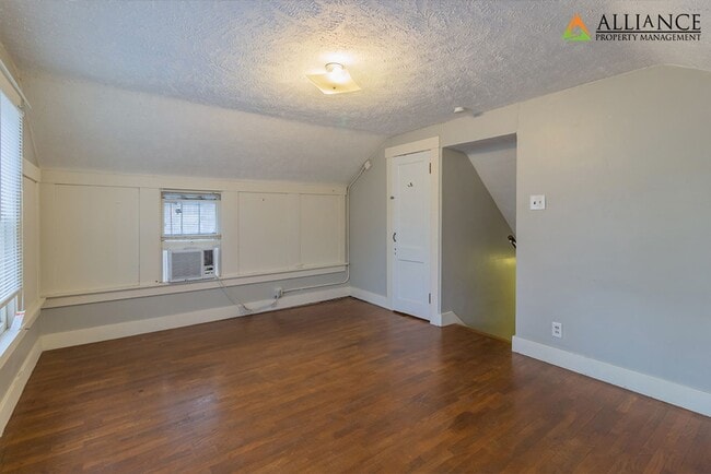 Building Photo - 1621 Leavenworth St