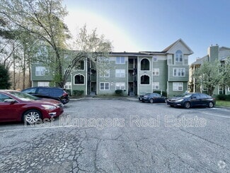 Building Photo - 6724 Willowbrook Dr