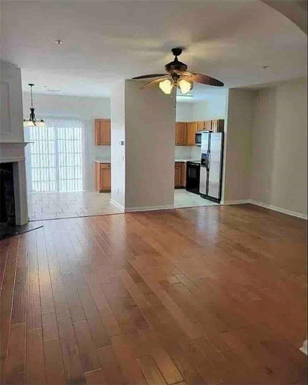 Building Photo - 255 Azalea Cir