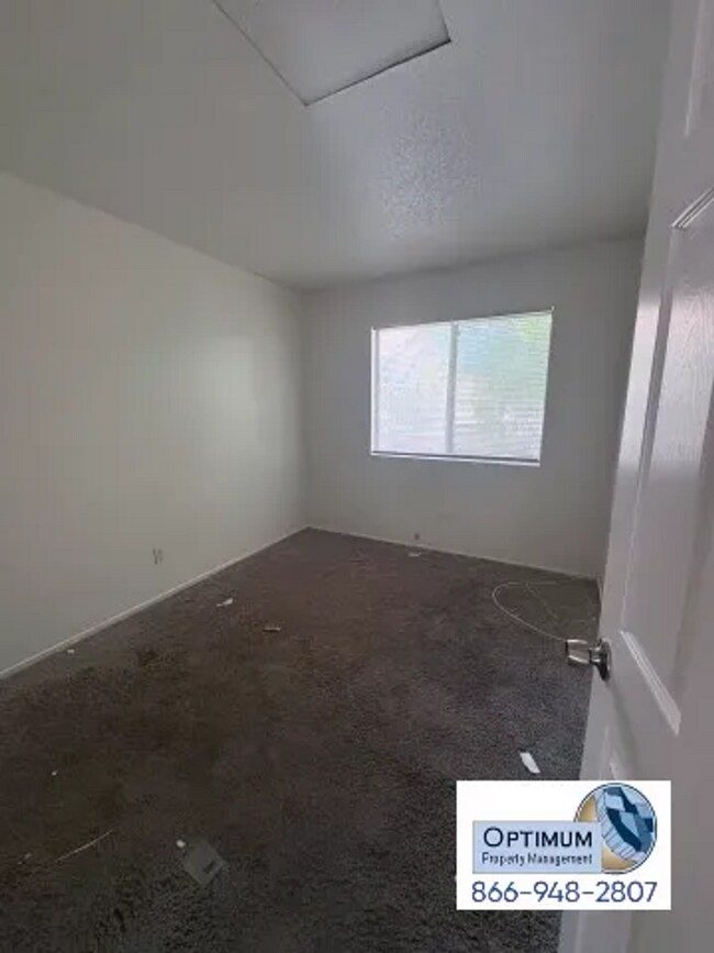 Building Photo - Charming 3-bedroom, 2-bathroom two-story home