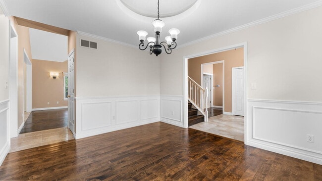 Building Photo - 9069 Emerson Dr