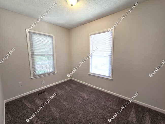 Building Photo - 2268 Newnan St