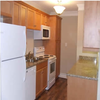 Kitchen - Brickettwood Apartments