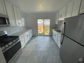 Building Photo - Manzanita